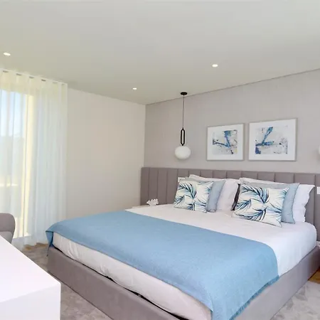 Essence By Clever Details, Private Pool, Location Pensionat 4*