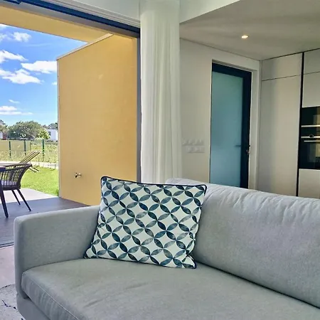 Essence By Clever Details, Private Pool, Location