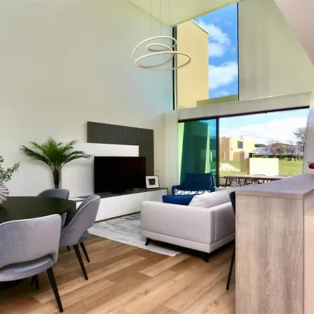 Essence By Cleverdetails_lux, Priv/pool Affittacamere *