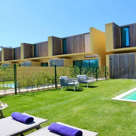Essence By Clever Details, Private Pool, Location 维拉摩拉