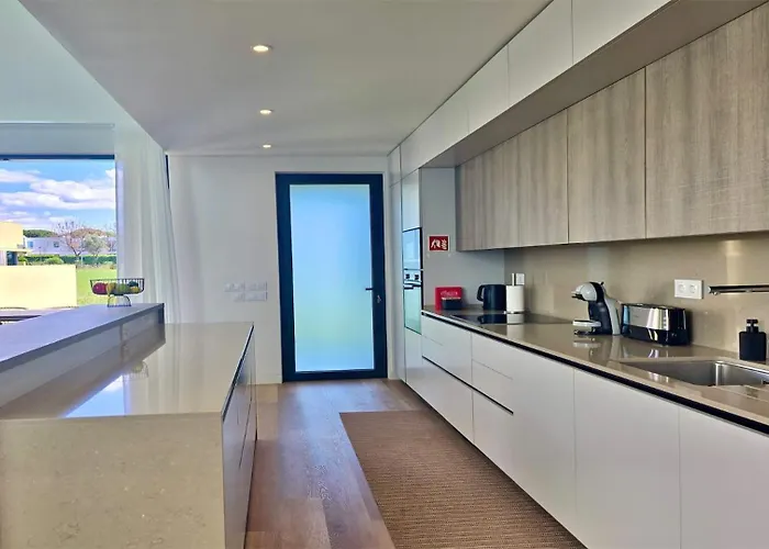 Essence By Clever Details, Private Pool, Location 4* 维拉摩拉