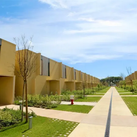 Essence By Clever Details, Private Pool, Location Guest house 4*